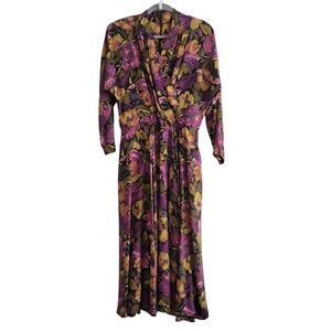 VTG Francisco Midi Maxi Dress V-Neck Fit & Flare Long Sleeve Dark Floral